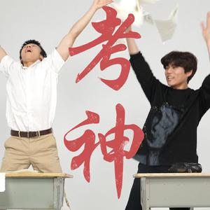 俄罗斯美女的大黑逼
